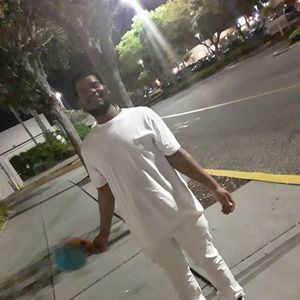 Meet your Posher, Ray